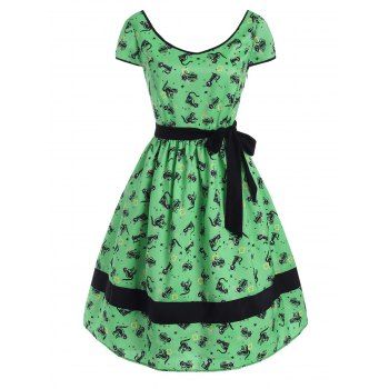

Cat Snowflake Star Print Belted Cap Sleeve Dress, Light green