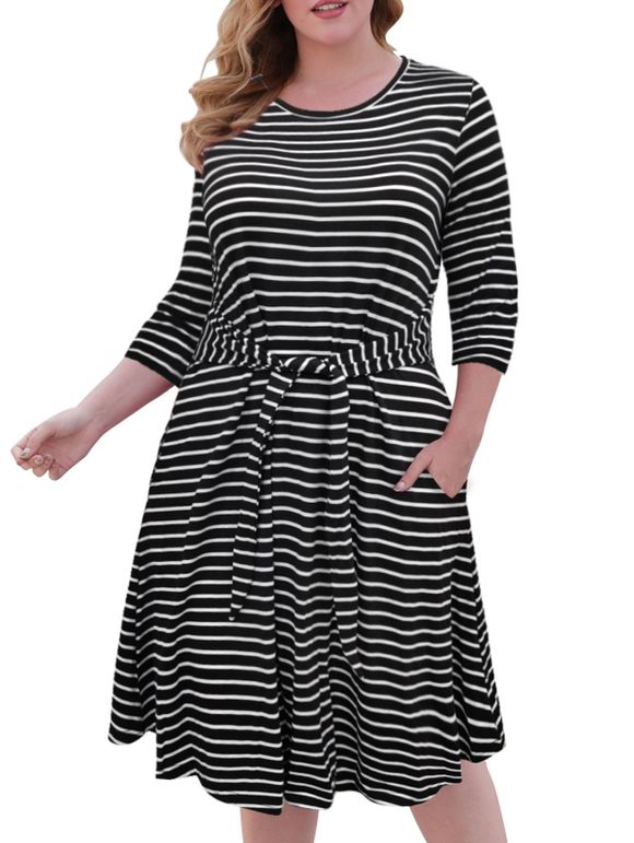 Robe Décontractée Rayée Contrastée à Taille Nouée de Grande Taille - Noir 4XL