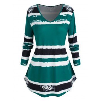

Plus Size Striped Curved T Shirt, Peacock blue