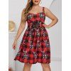 Robe à Carreaux avec Lacets à Imprimé Élan de Noël Grande Taille - Rouge 2X