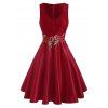 Robe de Soirée Ajustée et Evasée à Empiècement en Dentelle avec Appliques Brodées Florales - Rouge L