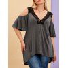 T-shirt Panneau en Dentelle à Epaule Ouverte de Grande Taille à Col Plongeant - Gris 1X