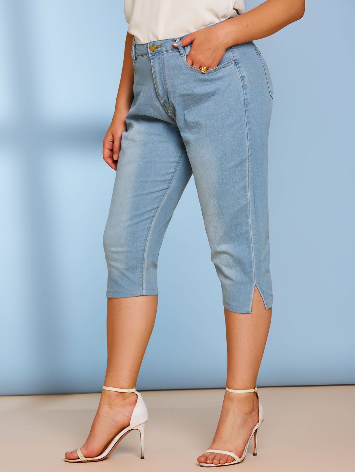 Plain Mid Rise Skinny Plus Size Capri Jeans - LIGHT BLUE XL
