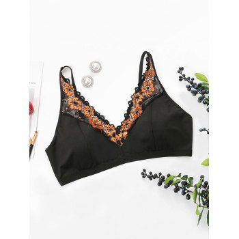 

Plus Size Lace Trim Bralette, Black