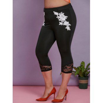 

Plus Size Floral Applique Lace Brim Capri Leggings, Black