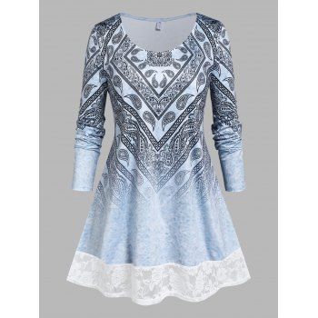 

Plus Size Paisley Print Lace Panel Tee, Light blue