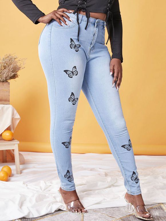 Plus Size Butterfly Print Skinny Jeans - LIGHT BLUE XL