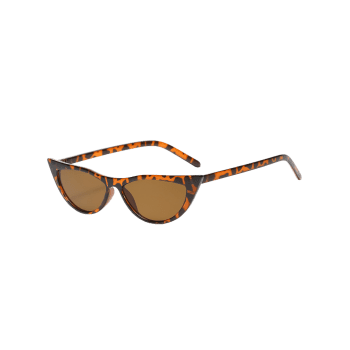 Retro Eye Frame Lightweight Sunglasses