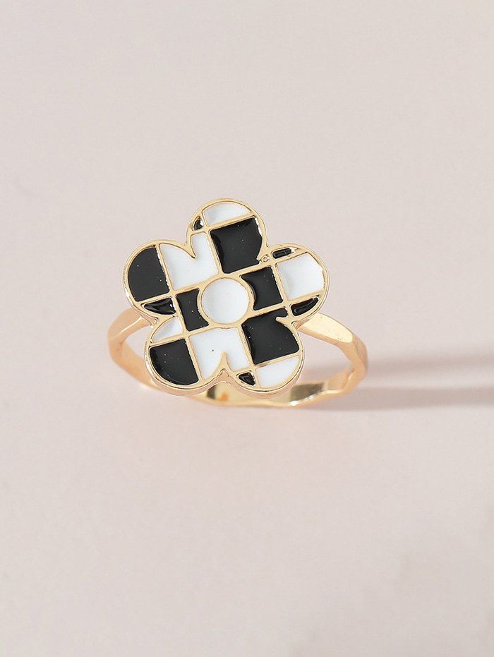 Checkerboard Flower Pattern Glazed Ring - GOLDEN 