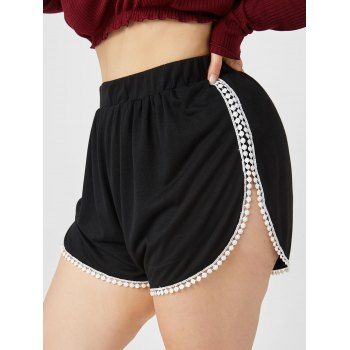 

Plus Size Side Slit Pompom Shorts, Black