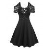 Robe Mini Fleurie en Dentelle Gothique Anneau en O à Epaule Dénudée - Noir L