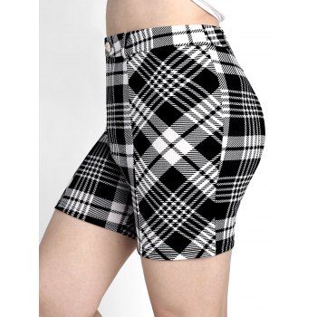 

Plus Size High Waist Plaid Shorts, Black