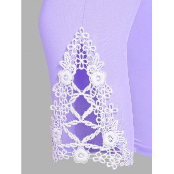 High Waisted Lace Applique Capri Leggings