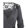 T-shirt Décontracté Plongeant Fleur en Dentelle Insérée à Manches Longues à Volants avec Nœud Papillon - Gris Foncé XL