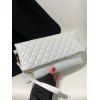 Rhombus Topstitching Zipper Solid Color PU Wristlet - WHITE 