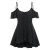 T-shirt Gothique Brodé à Epaule Dénudée à Lacets Ourlet Courbe de Grande Taille - Noir 3X