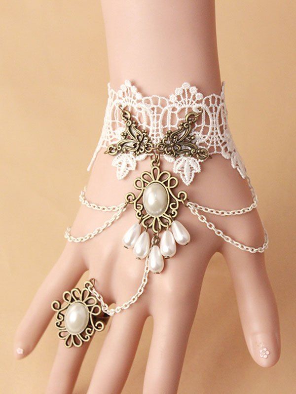 Bracelet en Dentelle Vintage Chaîne avec Bague Orné de Perles Fantaisies - Blanc 