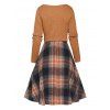 Ensemble de Haut Court Vintage Croisé en Tricot à Câble et de Mini Robe à Carreaux à Taille Haute Deux Pièces - café M