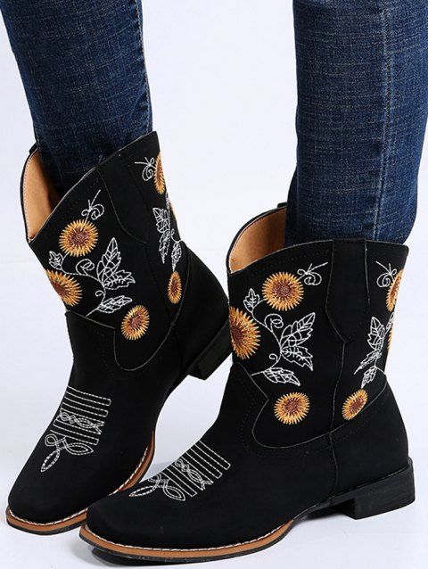 Sunflower Leaf Embroidery Boots Thick Heels Casual Boots