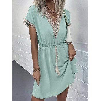 

Two Tone Color Dress Hollow Out Lace Panel High Waisted Tied Tassel Short Sleeve A Line Mini Dress, Green