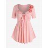 T-shirt Embelli de Fleur Grande Taille à Lacets - Rose clair 2X