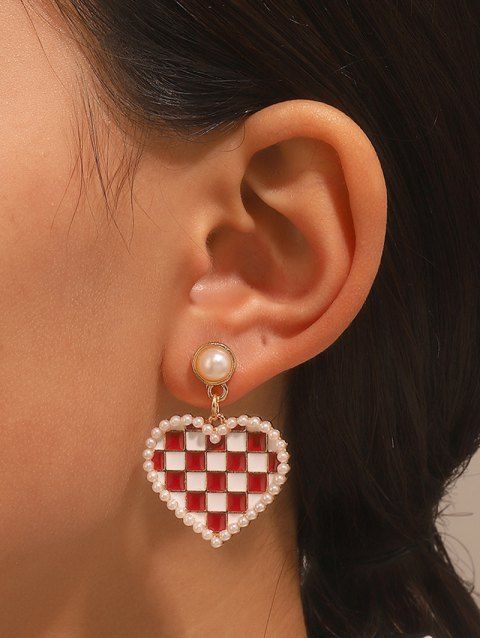 Boucles D'Oreilles Pendantes Forme de Cœur à Imprimé Carreaux avec Fausse Perle