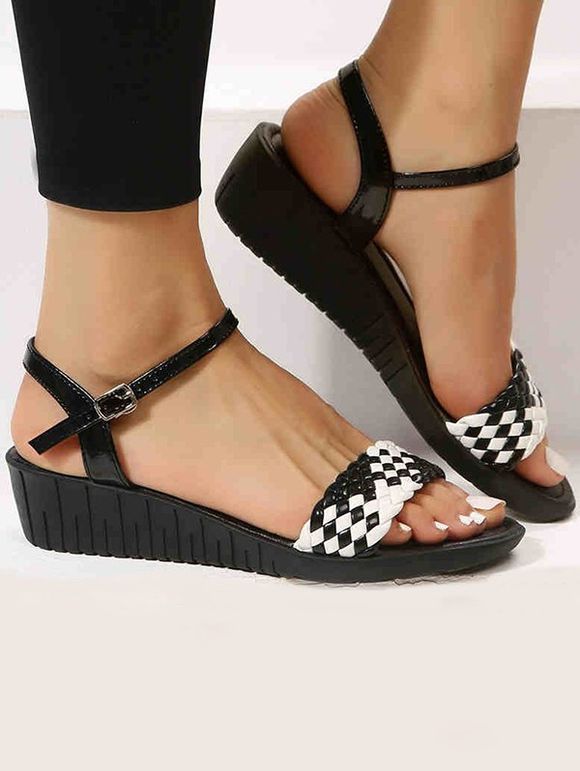 Rhinestone Striped Buckle Strap Open Toe Trendy Sandals - Blanc EU 42