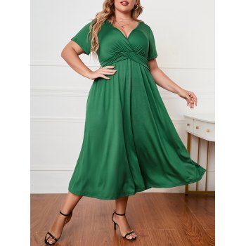 

Plus Size Solid Color Crisscross Surplice Dress Smooth Flowy Dress, Green