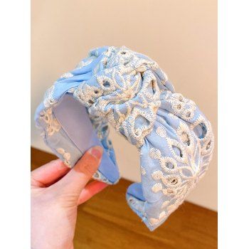 

Embellishment Twist Front Sweet Headband, Light blue