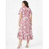 Robe D'Eté Péplum Fleur Imprimée Partout de Grande Taille Ourlet à Volants - Rose clair 5XL | US 22