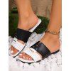 Fashionable Contrast Rivet Slippers Non-Slip Outdoor Beach Flat Shoes - Blanc EU 43