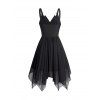 Robe Mouchoir Gothique en Couleur Unie Cœur avec Chaîne et Faux Cristal - Noir S | US 4