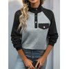 Colorblock A Quarter Snap Button Raglan Sleeve Top And Zip Fly Light Wash Skinny Long Jeans Running Athletic Sneakers Moon Shape Hook Drop Earrings Outfit - Gris Foncé S | US 4