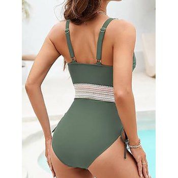 Zigzag Print Contrast Color Plunging Neck Cinched One-piece Swimsuit 