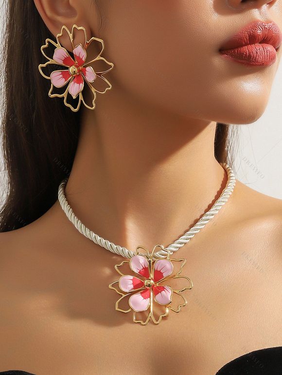 Ensemble de Collier et de Boucles D'Oreilles Rétro Fleur Superposé - Beige 