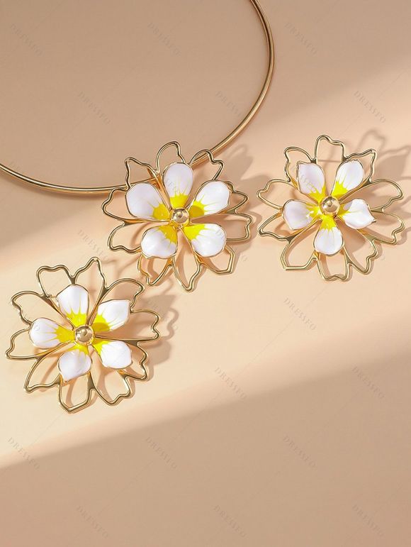 Ensemble de Collier et de Boucles D'Oreilles Rétro Fleur Superposé - Beige 