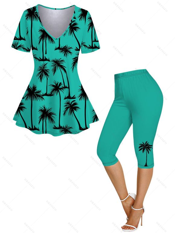 Hawaii Outfit Allover Palm Tree Pattern V Neck Short Sleeve Tee and High Waisted Capri Pants Vacation Outfit - Vert profond S | US 4