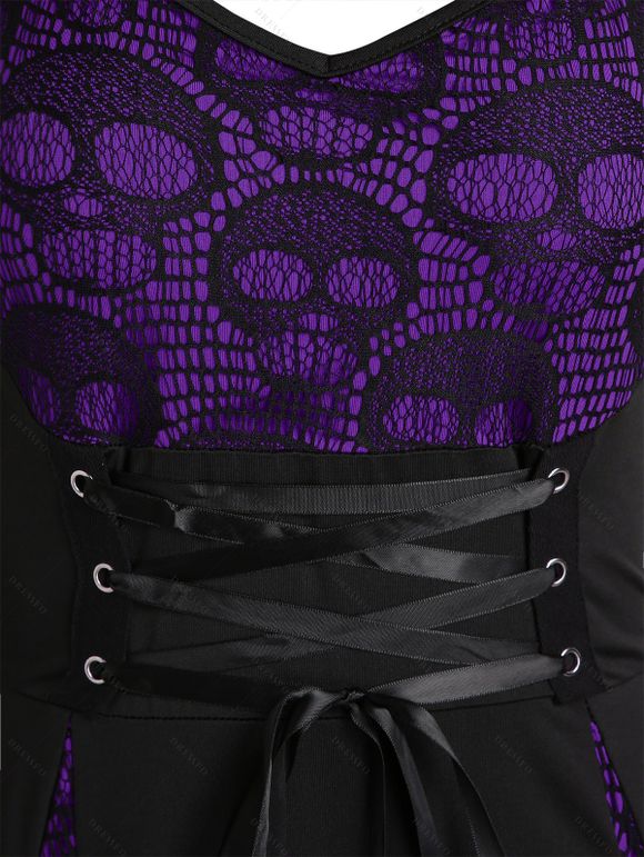 Robe gothique à godets en dentelle et tête de mort, robe trapèze à lacets et dos croisé - Concorde S