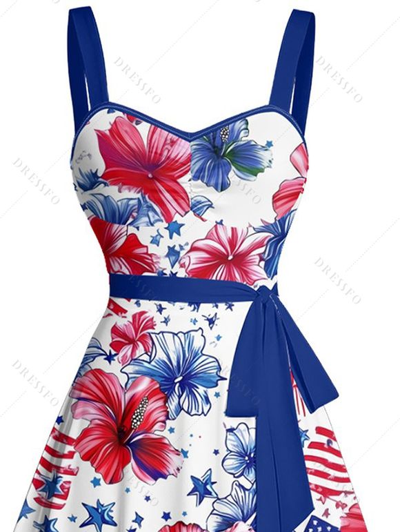 Robe de fête de l'indépendance à motif floral et étoiles, avec ceinture et buste froncé, col en cœur, coupe trapèze, mini-robe patriotique - Blanc XXL | US 14