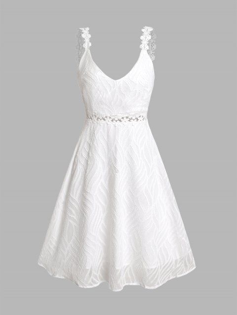 Robe de vacances courte en dentelle jacquard à fleurs de couleur unie, style romantique, bretelles non réglables, col en V, coupe trapèze