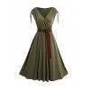 Casual Women Outfit Plain Color Cinched Shoulder Surplice Plunge Belted Midi Dress and Life Tree Pattern Earrings Hollow Out Sandals Set - Vert profond S | US 4