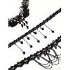 Collier ras du cou gothique en dentelle ajourée avec pierres artificielles - Noir 