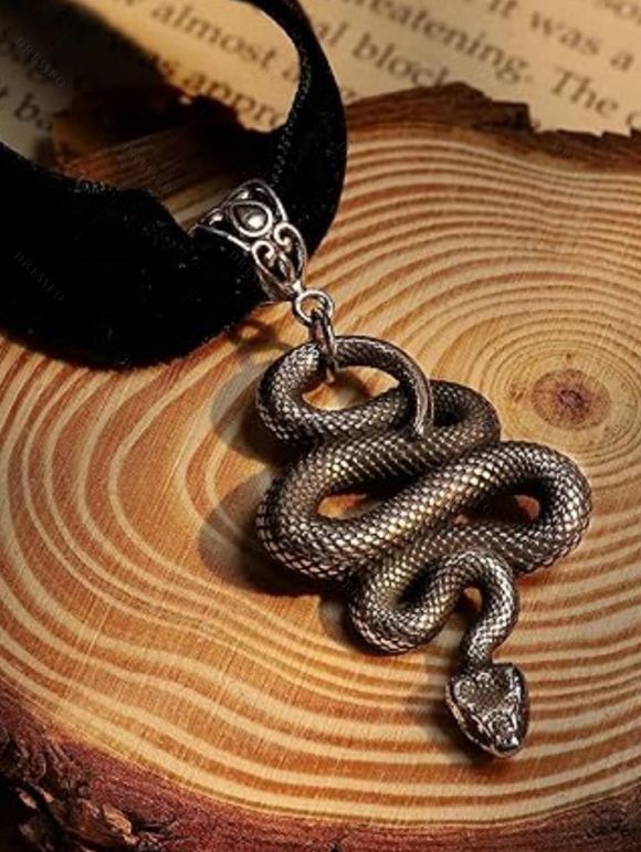 Collier gothique vintage en velours avec pendentif serpent et ras du cou - Noir 