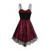 Robe camisole à doubles bretelles spaghetti et superposition de dentelle et de maille à imprimé floral sur toute la surface avec ceinture corset - Rouge M | US 6
