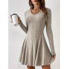 Robe texturée de couleur unie, mini-robe à col en V et manches longues - café lumière XXL | US 12