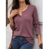 Haut décontracté de couleur unie, haut à manches longues avec boutons texturés - Violacé rouge L | US 8