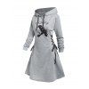 Robe à capuche gothique avec imprimé lettre Raven et lacets et cordons de serrage - Gris Clair XXL | US 14