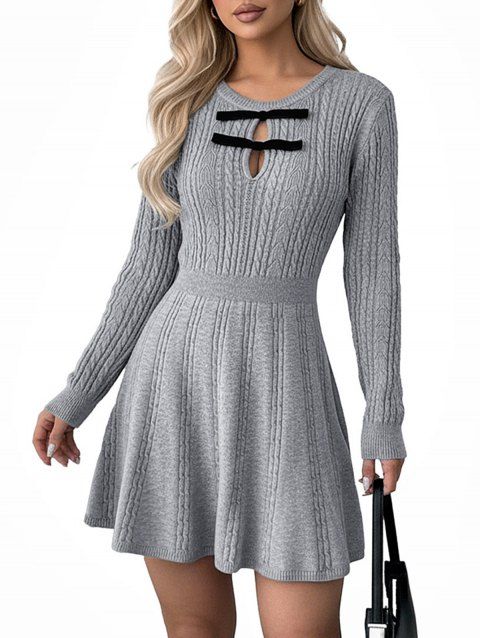 Robe unie en maille torsadée à manches longues et nœud papillon