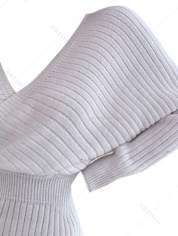 Winter Outfit Plunge Neck Batwing Sleeve Sweater Dress Jeans and Boots Set - Blanc S | US 4