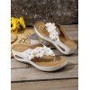 Casual Outdoor Sandals Floral Embellishment Thong Wedge Heel Sandals - Blanc EU 43
